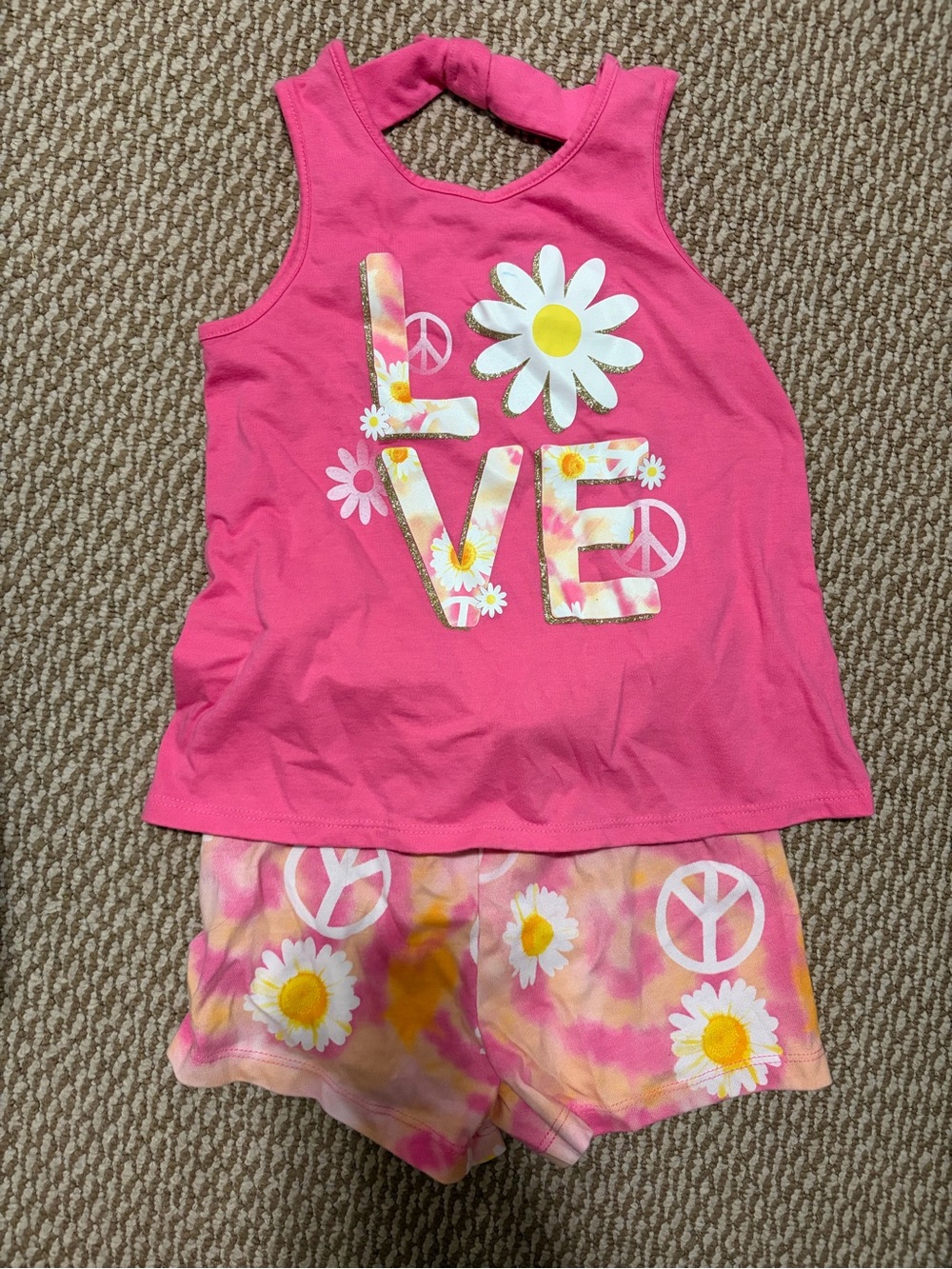 Girls 4T The Children's Place Pink Daisy outfit